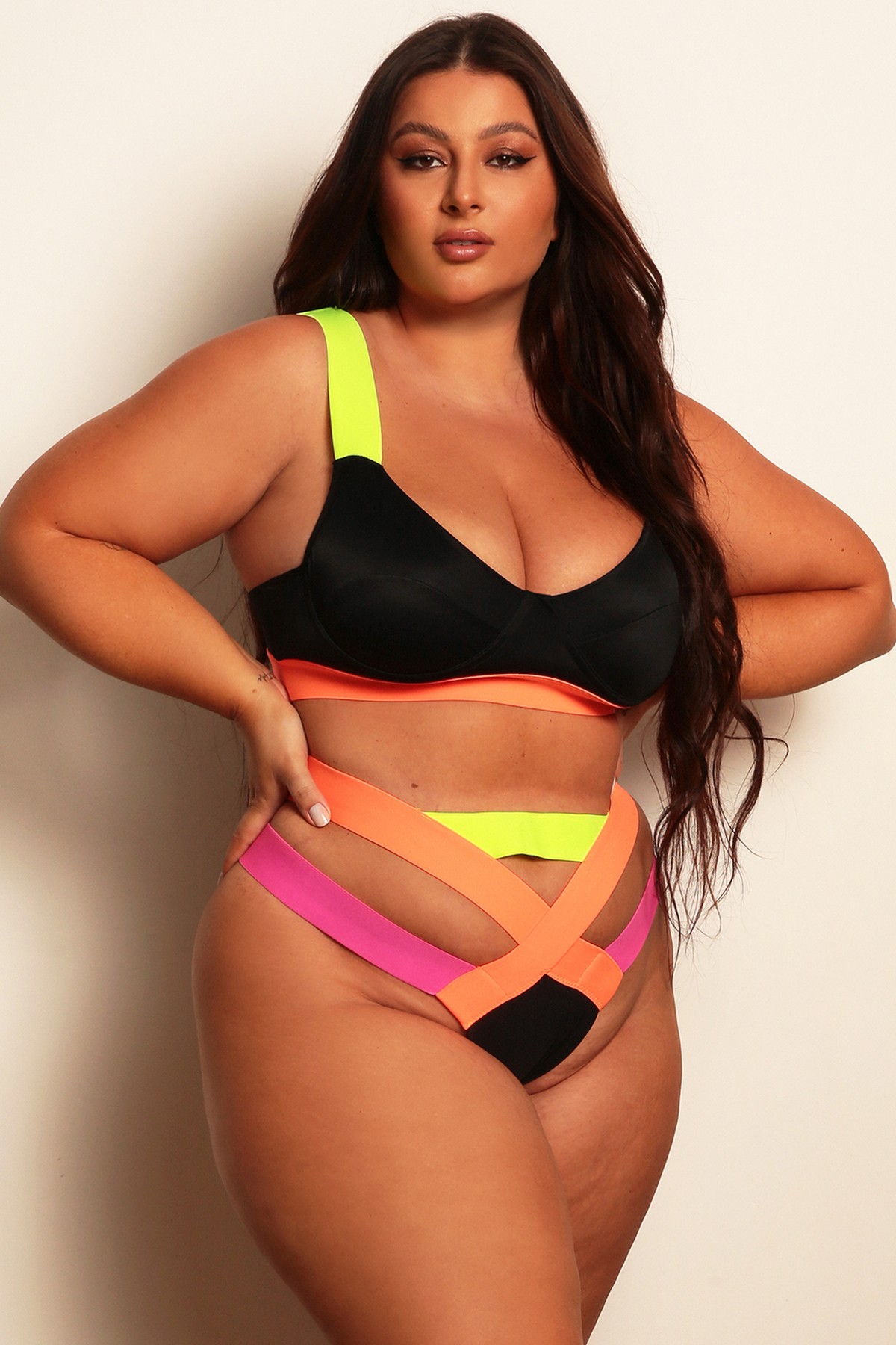 CALCINHA NEON DE TIRAS NINA