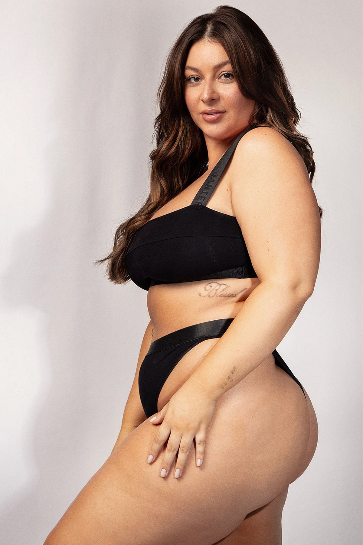 TOP RETO PRETO ALLURE