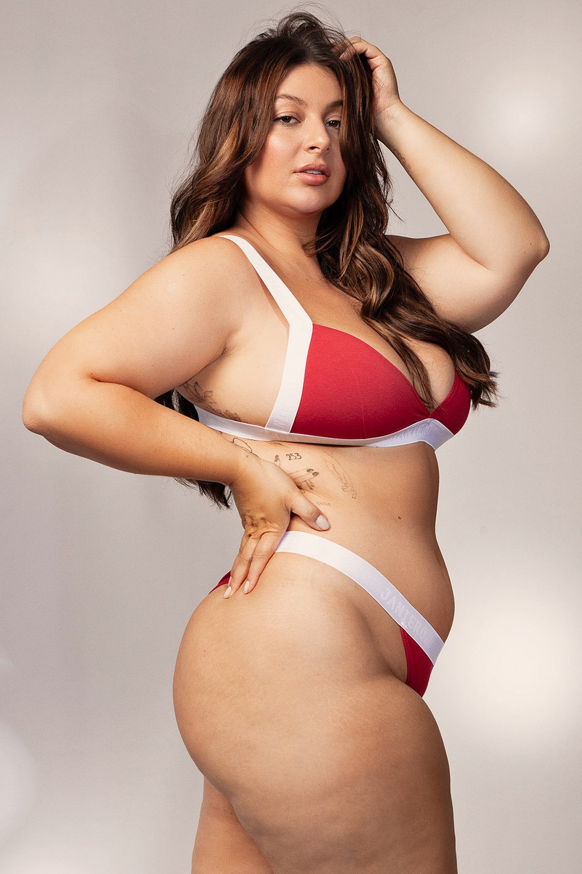 TOP TRIANGULAR VERMELHO LAURA