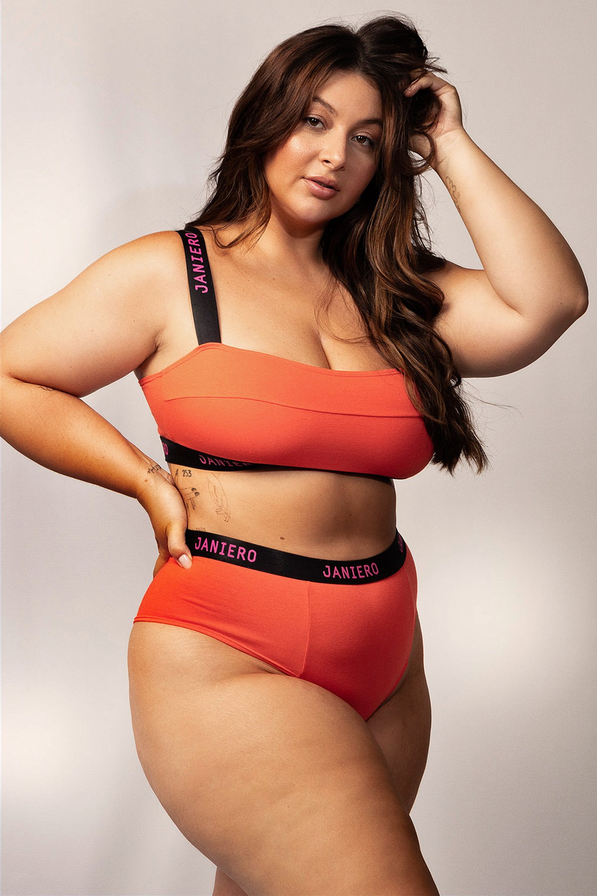 TOP RETO LARANJA ALLURE