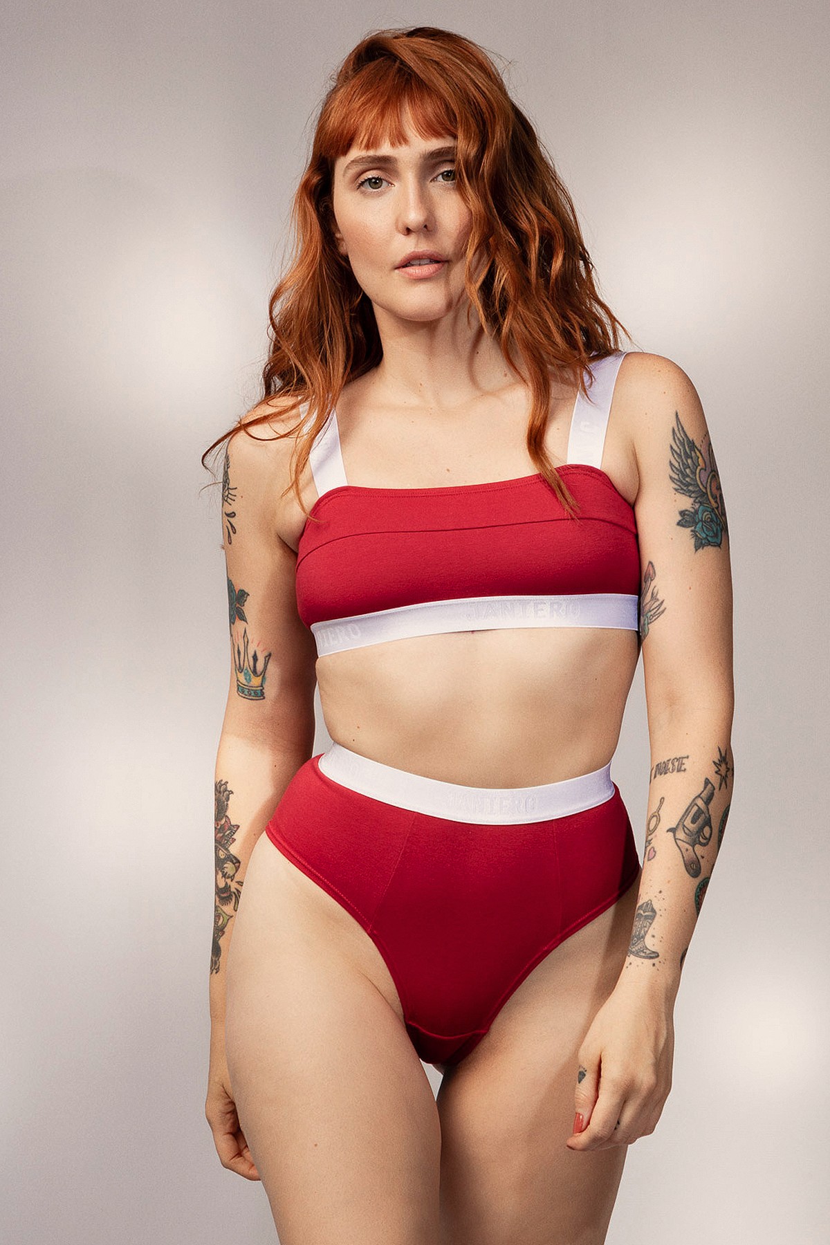 TOP RETO VERMELHO ALLURE