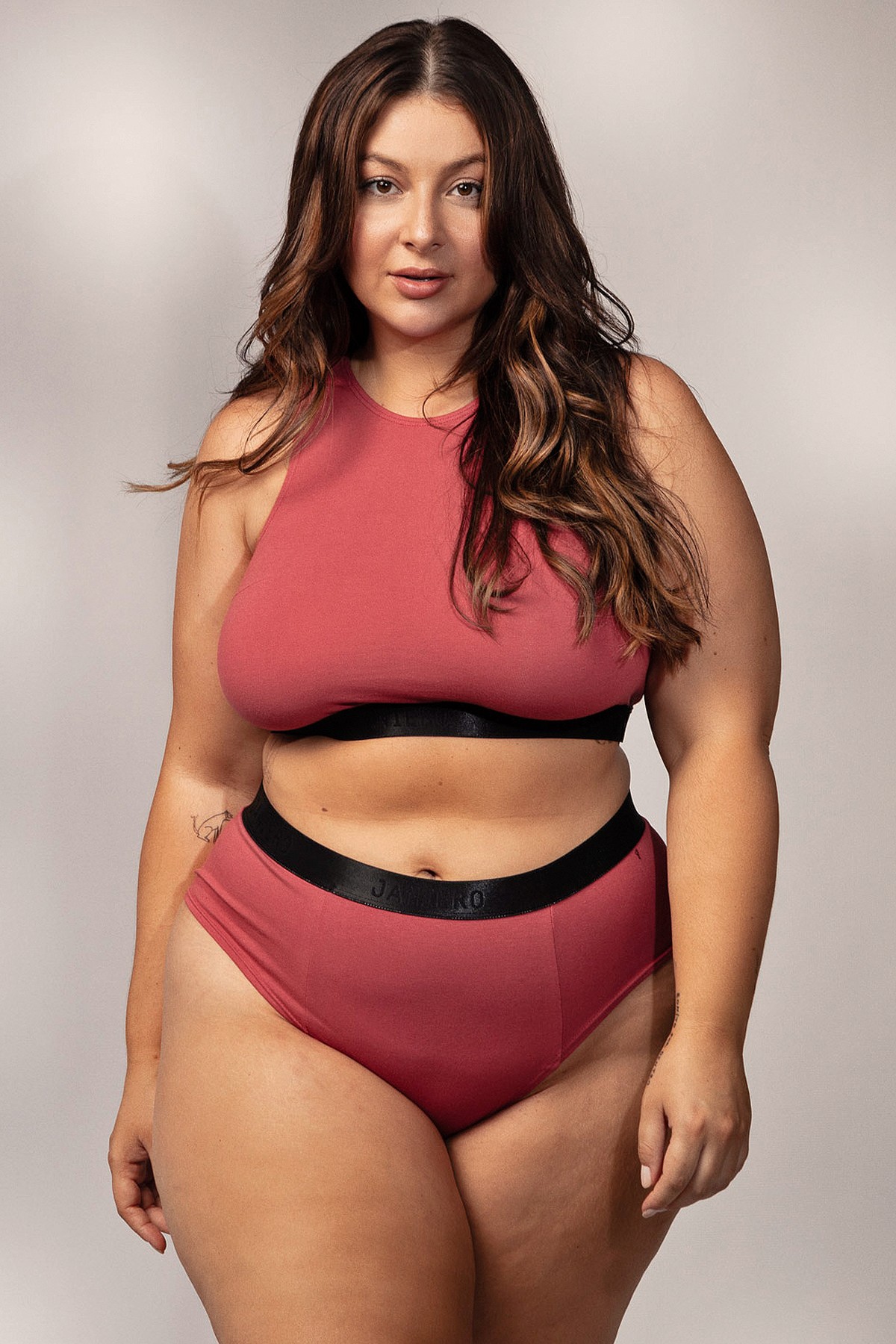 HOT PANTS ROSA BETINA