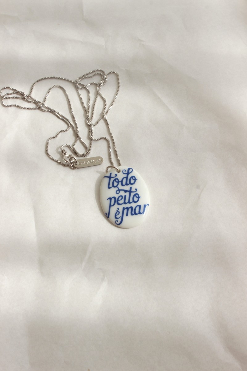 colar todo peito é mar