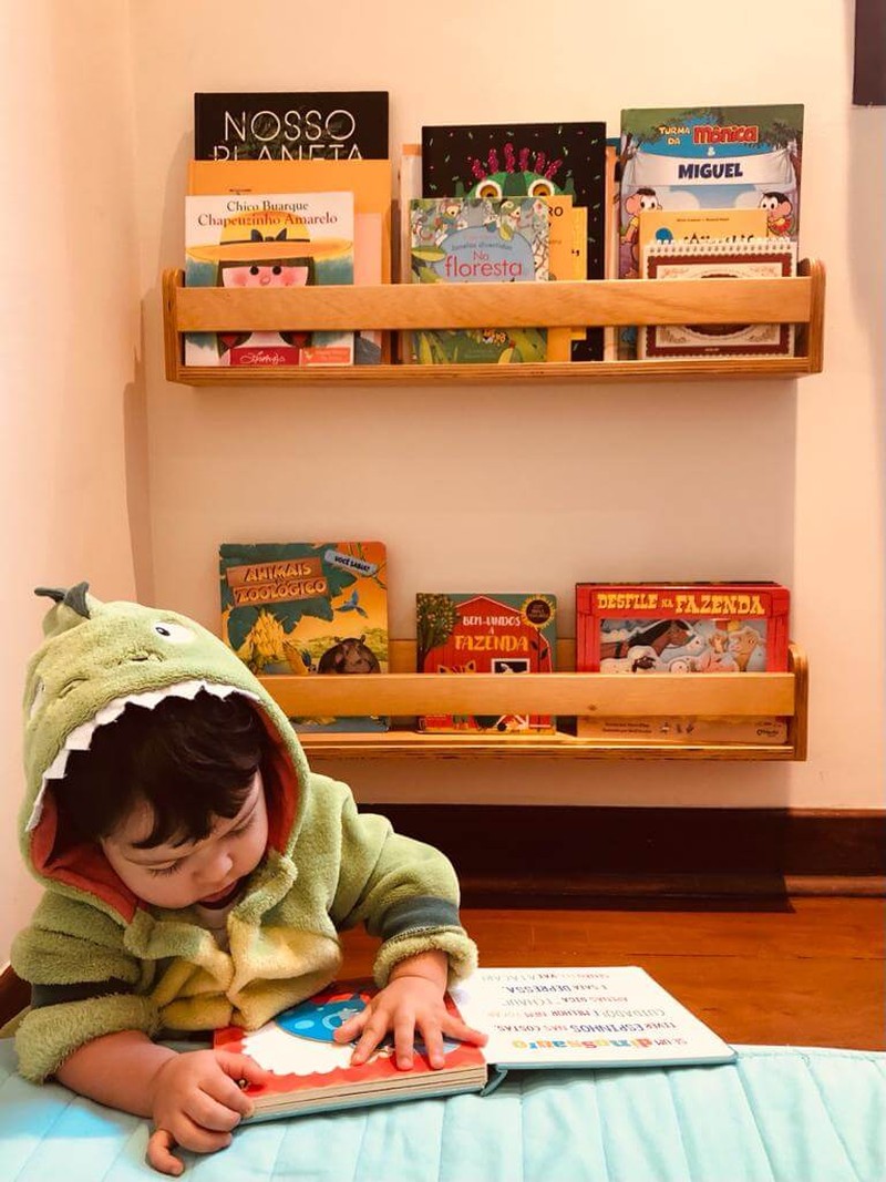 PRATELEIRA DOS LIBROS ROUND KW